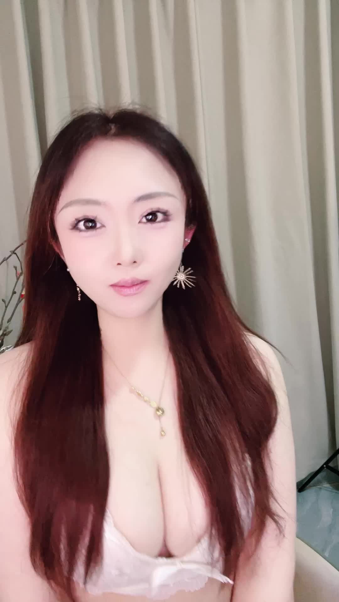 2048.hk@佳佳子2月25日--1772024661