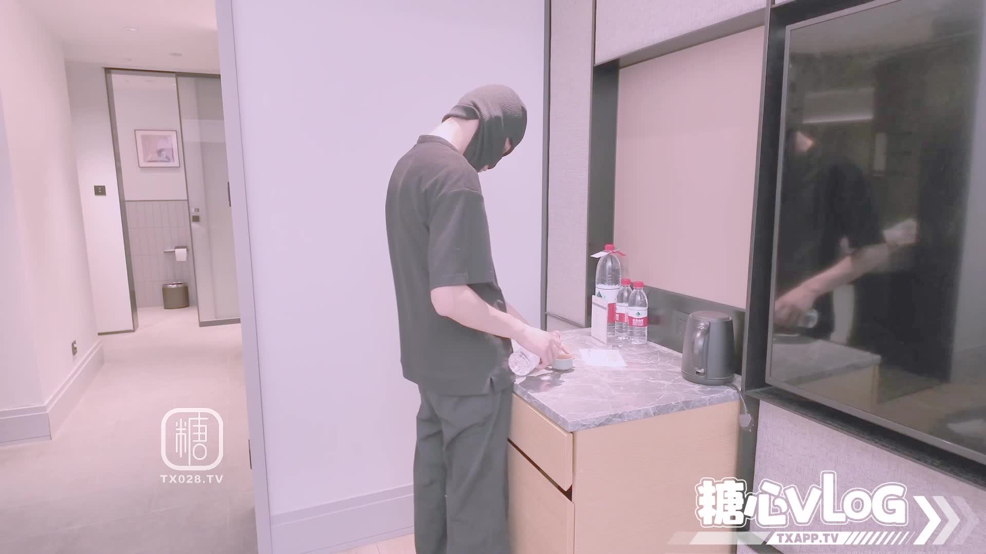 2048.vip-【萝莉少女】喵叽小糯 - 迷奸嫩穴の网络女友线下见面 被下药调教 肤白雪嫩乳粒完全凸激 无毛穴饱满紧致中出内射