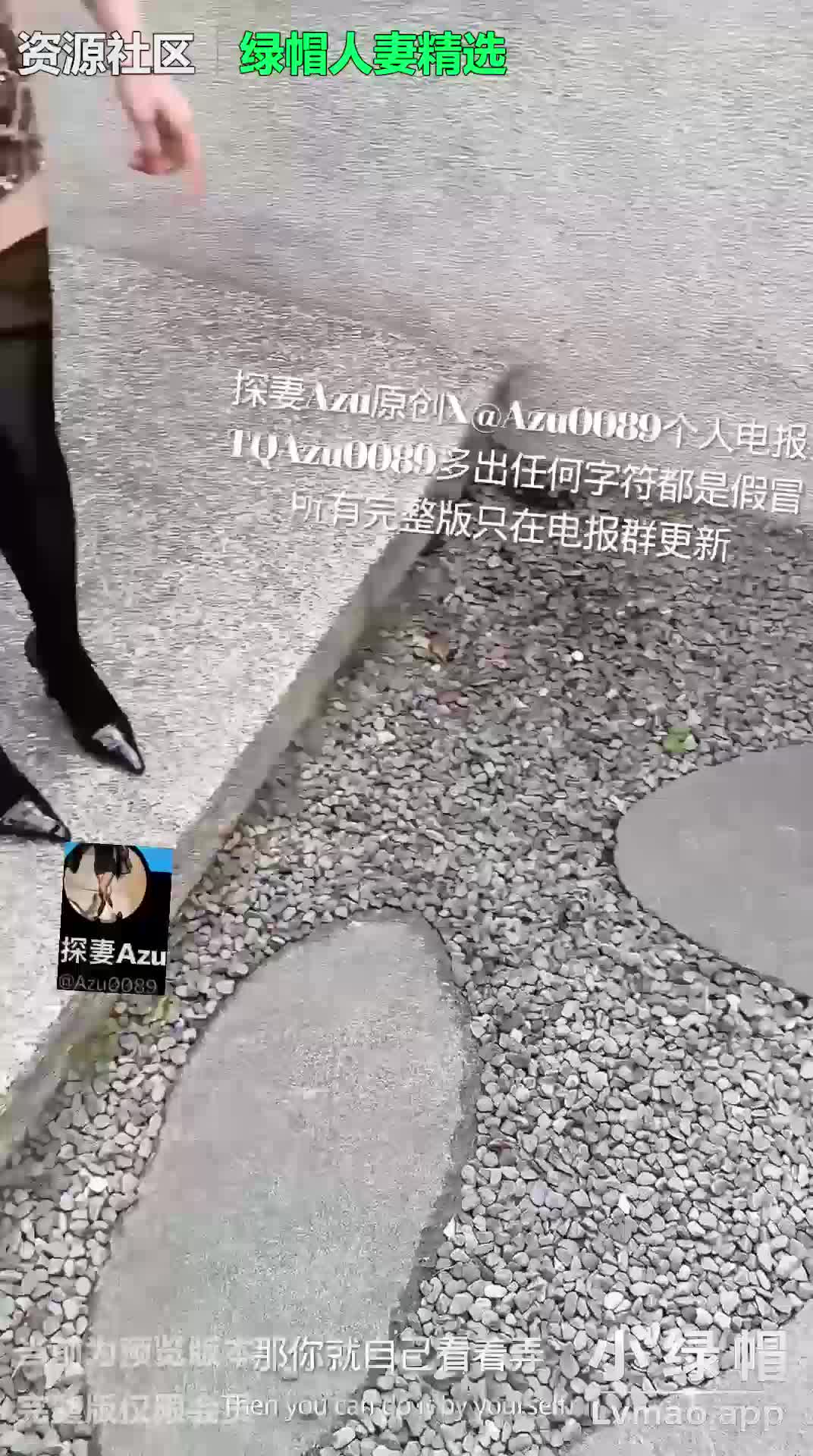 2048.vip-推特极品肥臀炮架「肉臀果儿」「探妻Azu」园艺师上门服务竟遇风骚饥渴人妻勾引，无奈只能化身打桩机狂插房主老婆射精