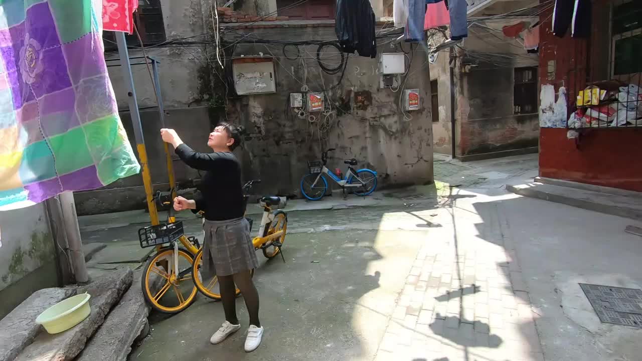 #扫街 #探店 #按摩出租屋丰韵房东差点让我HOld不住